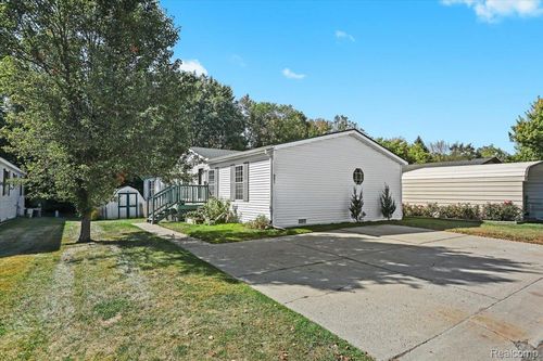 lot-221-2700 Shimmons Rd, Auburn Hills, MI, 48326-2052 | Card Image