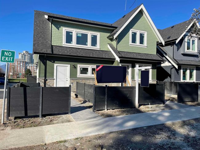 1419 E 27 Th Avenue, House other with 2 bedrooms, 2 bathrooms and 1 parking in Vancouver BC | Image 1