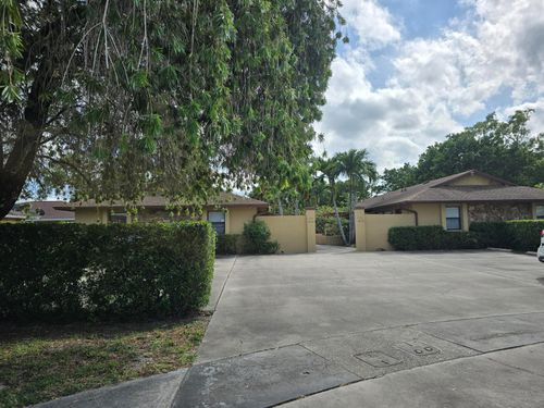 1155-1155 White Pine Dr, Wellington, FL, 33414-5781 | Card Image