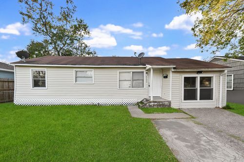 9306 Chesterfield Dr, Houston, TX, 77051-3111 | Card Image