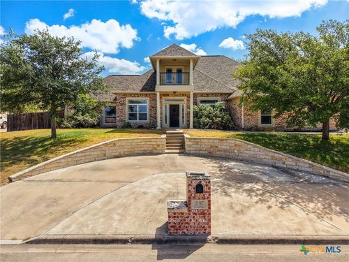 3917 Walden Creek Xing, Harker Heights, TX, 76548-8651 | Card Image