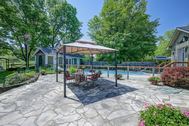 13233 5 Th Line, Home with 4 bedrooms, 5 bathrooms and 20 parking in Rockwood ON | Image 35