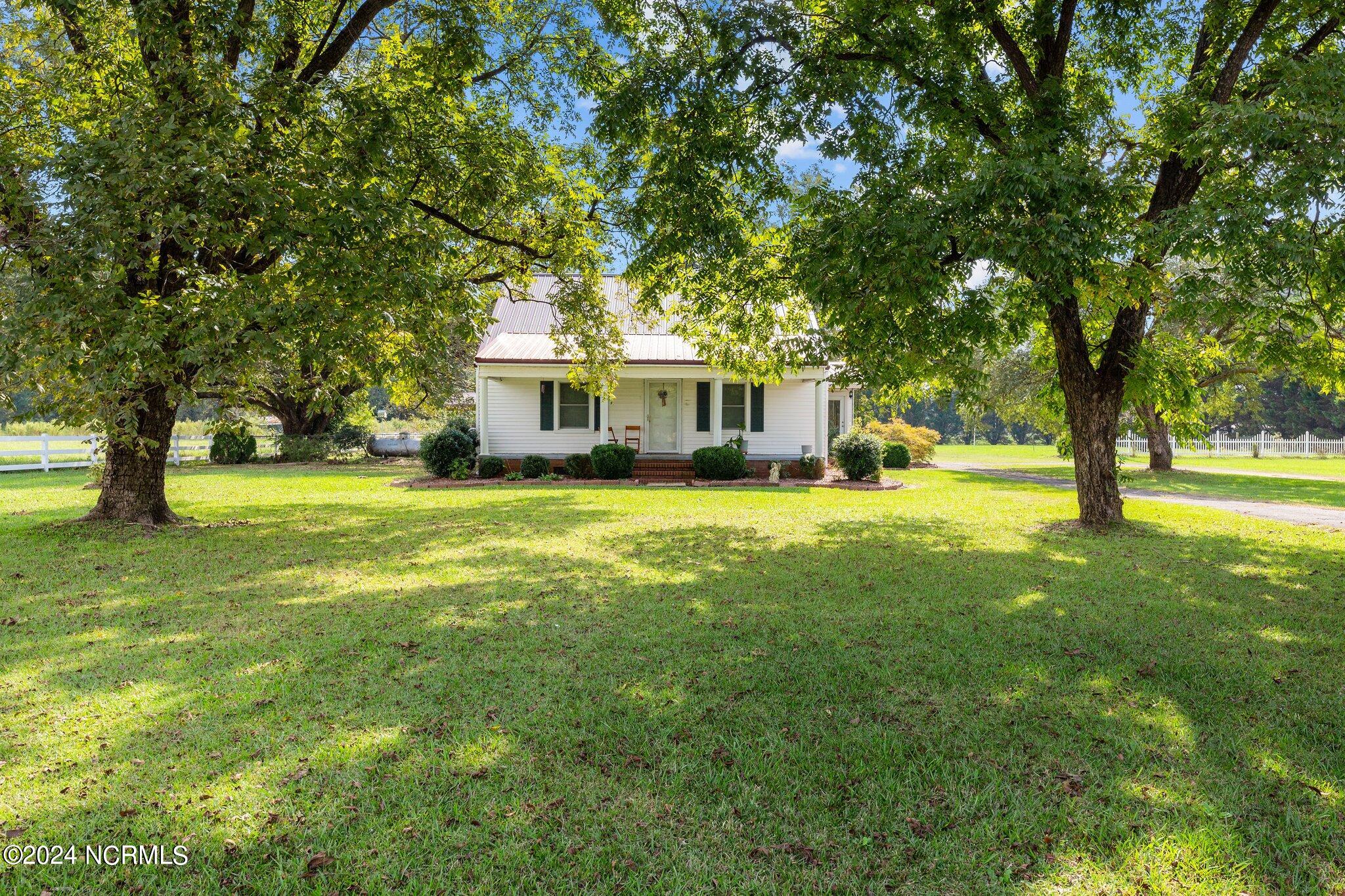 Neuse Rd, Kinston, NC 28501