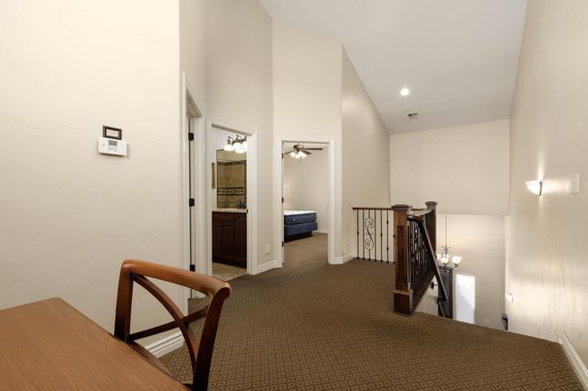 2020 N Pebble Beach Dr- Unbranded (16 of | Image 16
