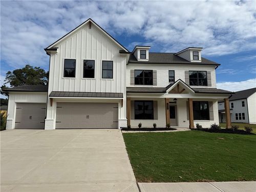 435 Winding Rose Dr, Hoschton, GA, 30548-4446 | Card Image