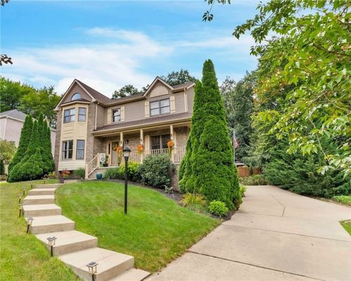 139 Village Dr, Cranberry Twp, PA, 16066-3349 | Card Image