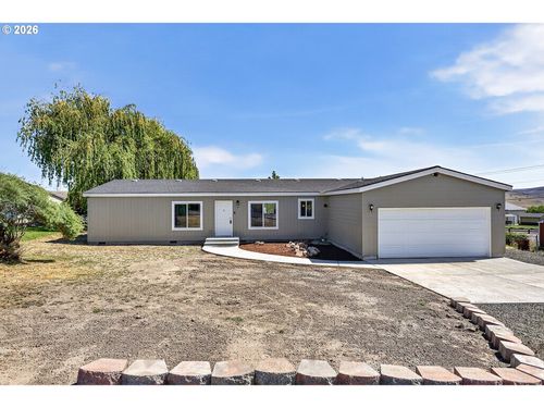 703 Spey Rd, Maupin, OR, 97037-8119 | Card Image