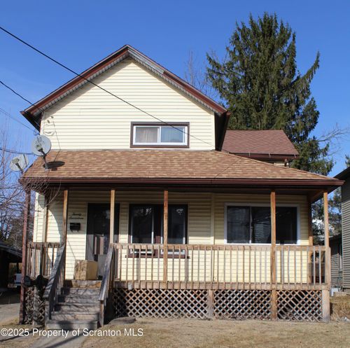 1st-2017 Rigg St, Dunmore, PA, 18512-2224 | Card Image