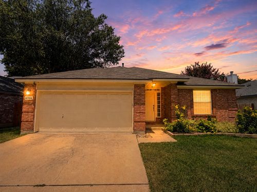 14906 Snelling Dr, Leander, TX, 78641-3066 | Card Image