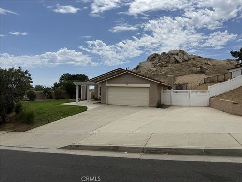 21881 Winding, Moreno Valley, CA, 92557 | Card Image