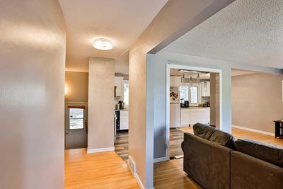 1108 27 St S, House detached with 4 bedrooms, 2 bathrooms and 4 parking in Lethbridge AB | Image 3