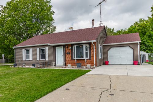 1010 S Park Blvd, Streamwood, IL, 60107-2148 | Card Image