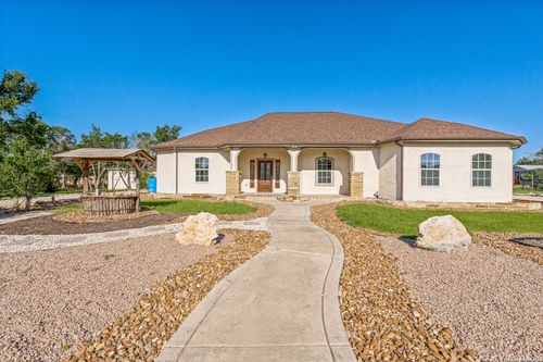 72 Jana Ln, Spring Branch, TX, 78070-5013 | Card Image