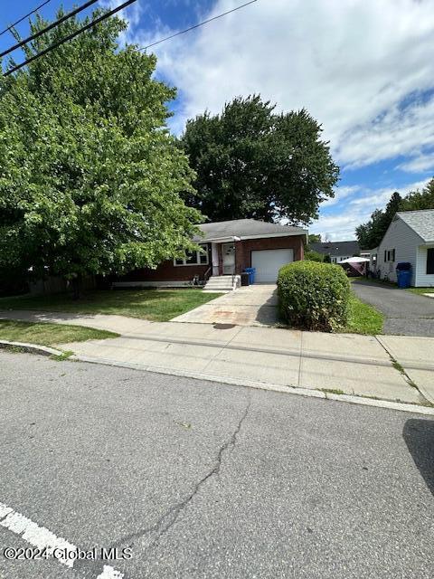 Whitehall Rd, Albany, NY 12208