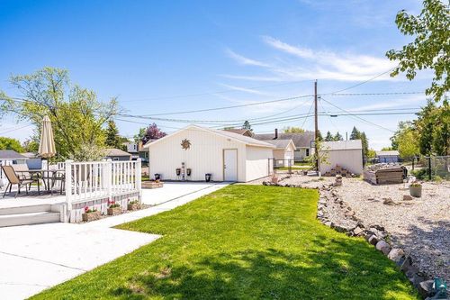 4604 Glenwood St, Duluth, MN, 55804-1264 | Card Image