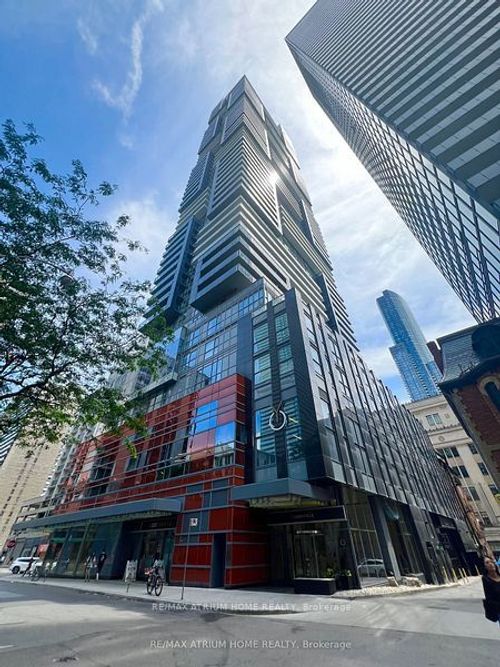 4101-7 Grenville St, Toronto, ON, M4Y0E9 | Card Image