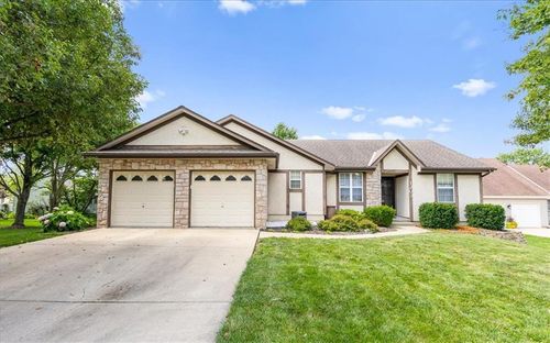 1203 E 118th Ter, Kansas City, MO, 64131-3785 | Card Image