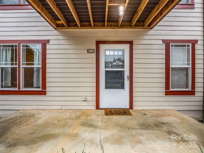 2403 Deermouse Way, Condo with 2 bedrooms, 2 bathrooms and null parking in Hendersonville NC | Image 6