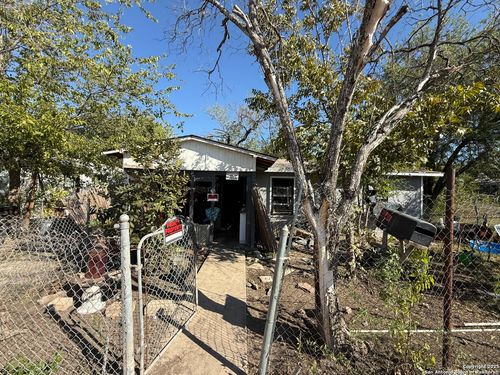 818 Frank Ave, San Antonio, TX, 78208-1723 | Card Image