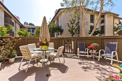 208-8515 Falmouth Ave, Playa Del Rey, CA, 90293-8714 | Card Image