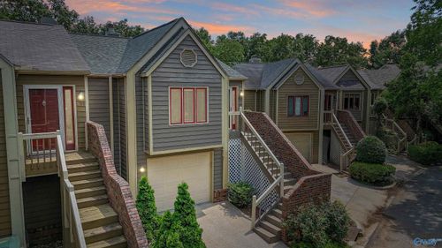 213 Knollridge Cir Ne, Huntsville, AL, 35801-1955 | Card Image