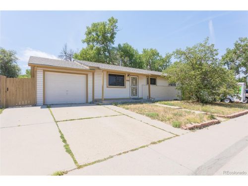 14040 E 54th Ave, Denver, CO, 80239-4110 | Card Image