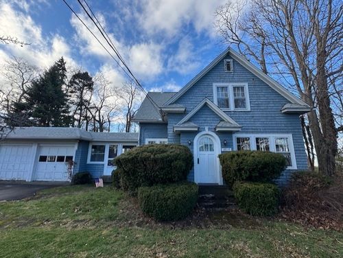 8016 Driftwood Dr, Erie, PA, 16511-1649 | Card Image