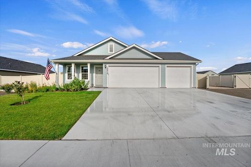 15215 Hanks Way, Caldwell, ID, 83607-5485 | Card Image