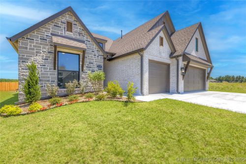 5109 S Everett Dr, Sand Springs, OK, 74063-4590 | Card Image