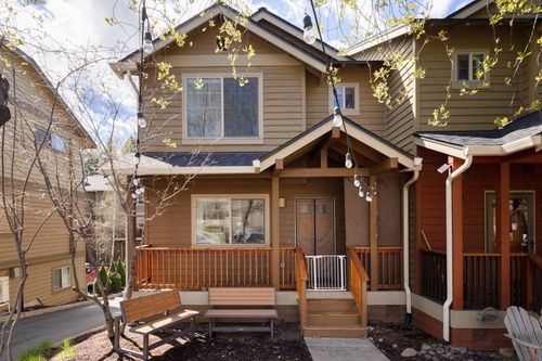1865 Nw Monterey Pines Dr, Bend, OR, 97703-5669 | Card Image