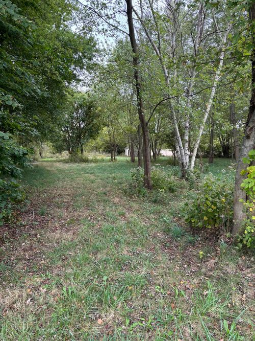 5393 Neer Rd, South Vienna, OH, 45369-9703 | Card Image