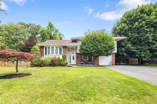 21 Echo Ridge Rd, Airmont, NY, 10952-4307 | Card Image