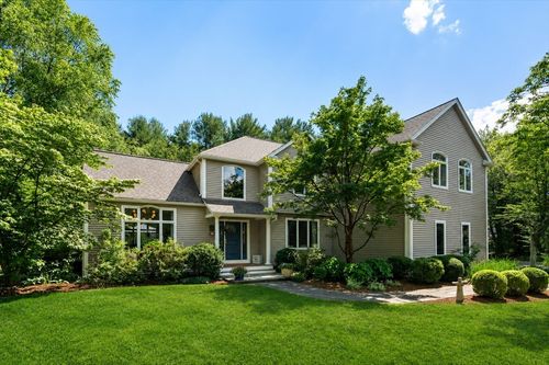 3 Milton Ln, Foxboro, MA, 02035 | Card Image