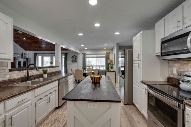 634 Longbranch Rd, House other with 3 bedrooms, 2 bathrooms and 8 parking in Hohenwald TN | Image 10