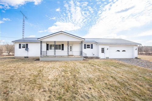 156 Wrays Dr, Volant, PA, 16156-1818 | Card Image
