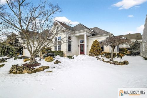 18 Hogan Way, Monroe, NJ, 08831-2996 | Card Image