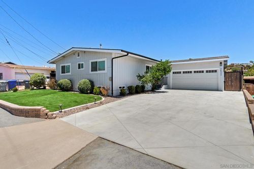2533 Calle Tres Lomas, San Diego, CA, 92139-2219 | Card Image