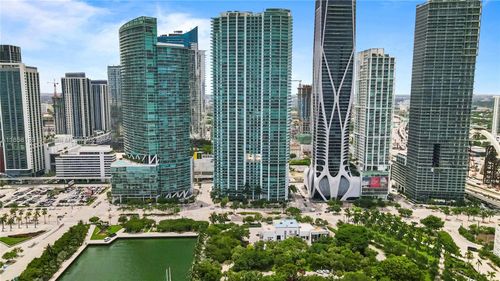 apt-5102-900 Biscayne Blvd, Miami, FL, 33132-1575 | Card Image