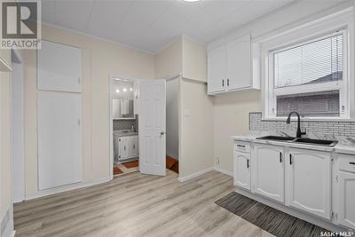 331 12th St E, House other with 3 bedrooms, 3 bathrooms and null parking in Prince Albert SK | Image 2