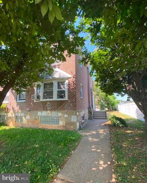 1003 Fanshawe St, Philadelphia, PA, 19111-4803 | Card Image
