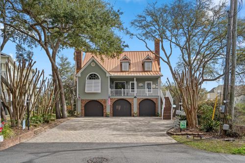 319 N Oak Dr, Surfside Beach, SC, 29575-3736 | Card Image