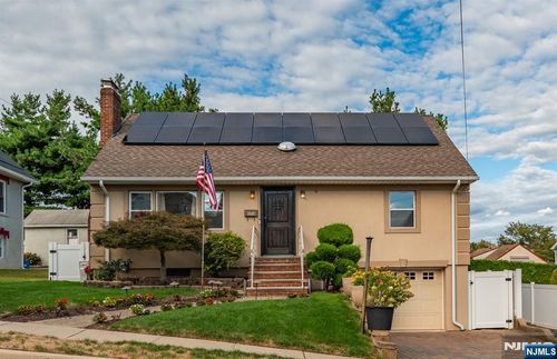 565 Center St, Wood Ridge, NJ, 07075-2329 | Card Image