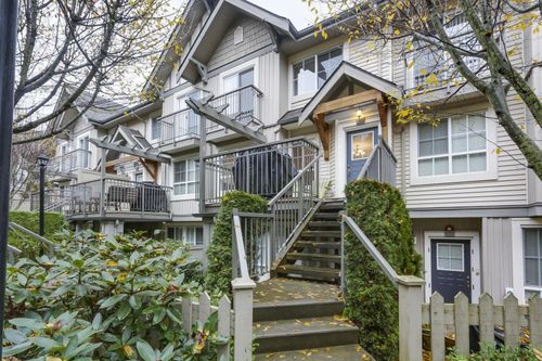 7088 17th Ave, Burnaby, BC, V3N1K5 | Card Image