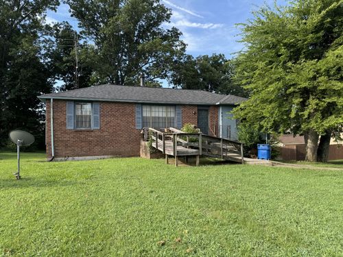 821 Oak Leaf Dr, Old Hickory, TN, 37138-4105 | Card Image