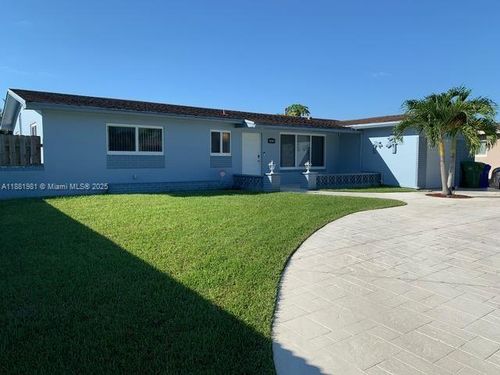 10610 Nw 22nd St, Pembroke Pines, FL, 33026-2312 | Card Image