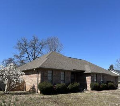 604 Seattle Ave, Russellville, AR, 72801-5604 | Card Image