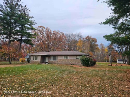 2801 W Birch Run Road, Albee Township, MI, 48417 | Card Image
