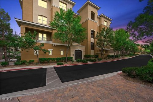 unit-302-9207 Tesoras Dr, Las Vegas, NV, 89144-1547 | Card Image