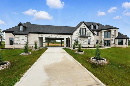 5005 Glenoaks Ct, Weatherford, TX, 76088-7423 | Card Image