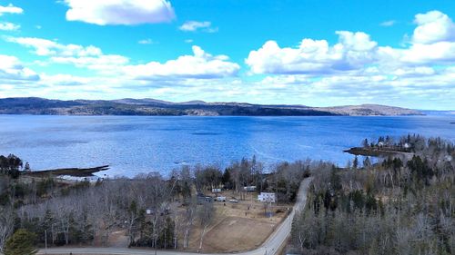 521 W Bay Rd, Islesboro, ME, 04848-4706 | Card Image